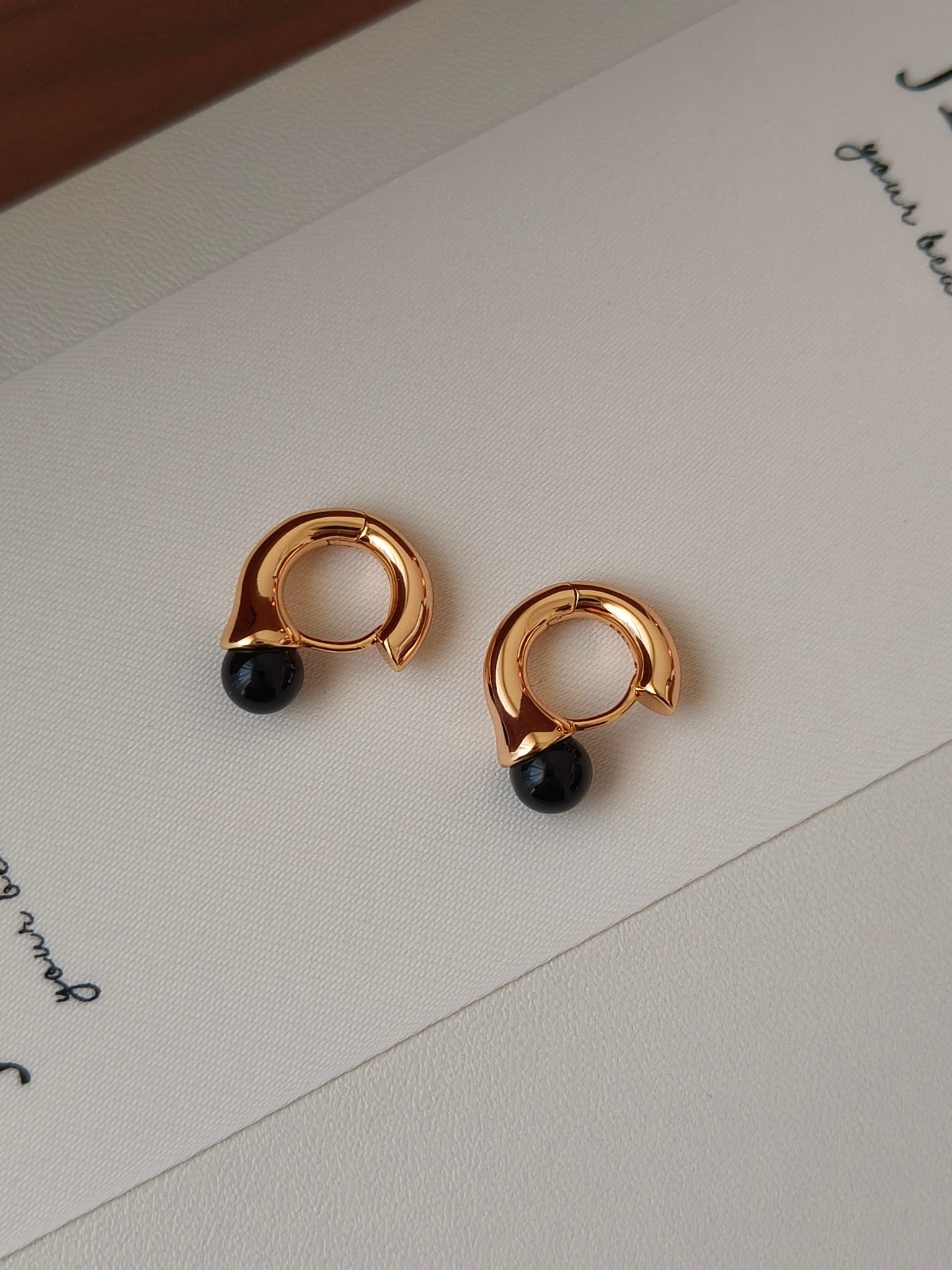 Black Agate Sculptural Huggie Earrings - S925 Sterling Silver